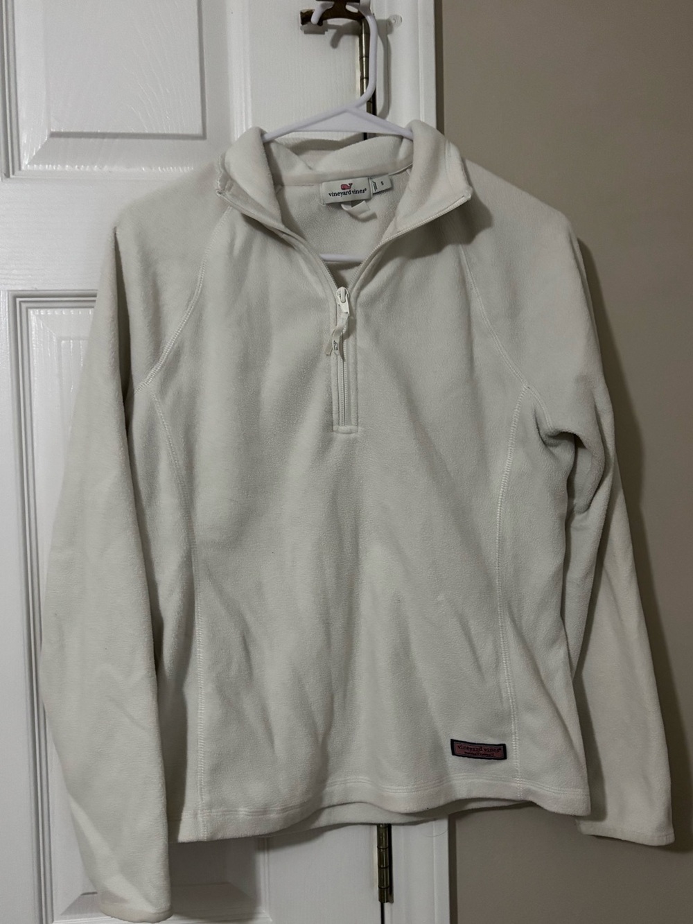 Vineyard Vines Women’s Cream Half-Zip Fleece Pullover